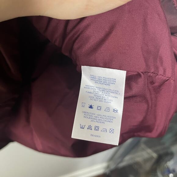 Lands' End Women's Vest Size M 10 12 Burgundy Red Puffer Full Zip Down - Picture 6 of 8